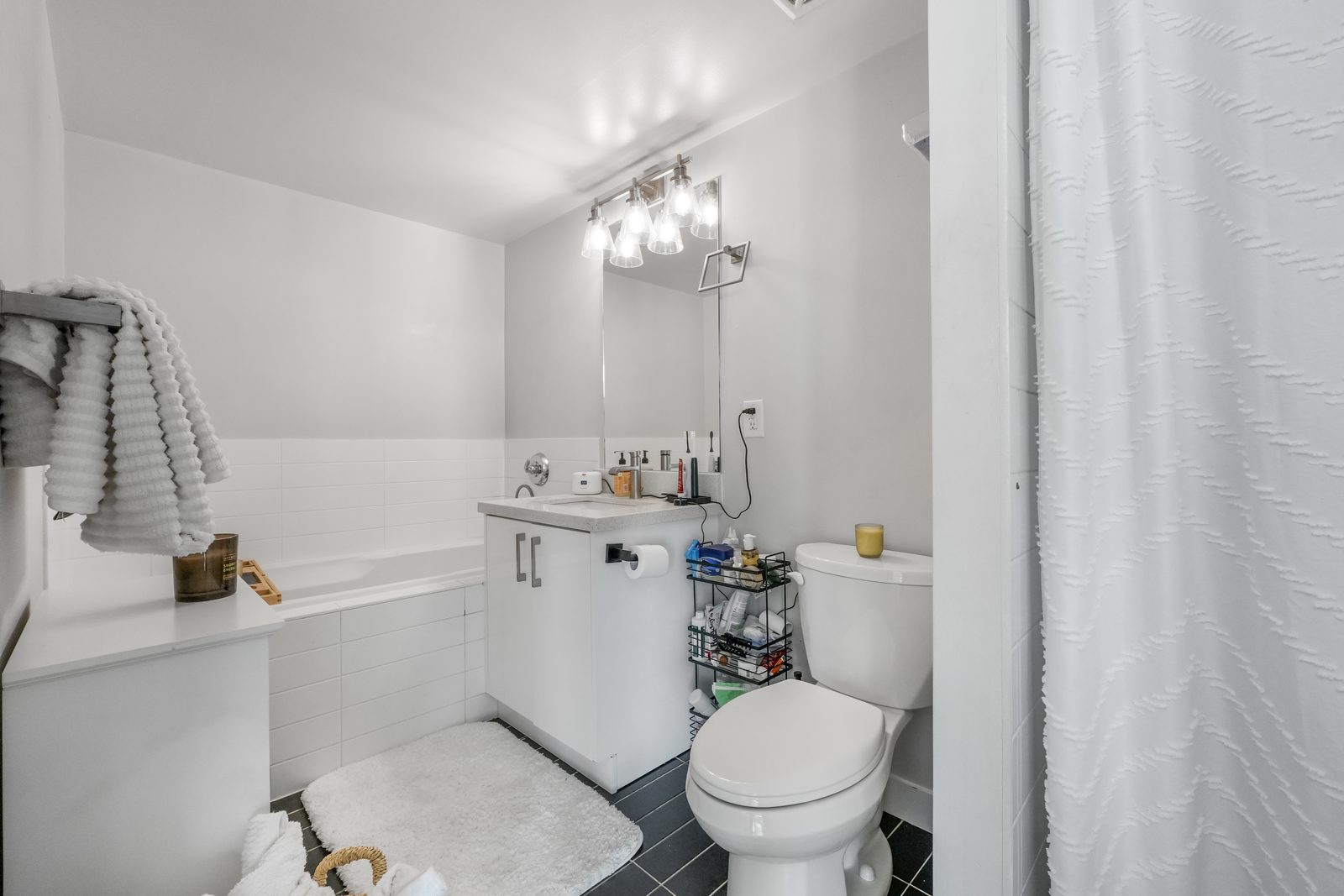 Cluttered bathroom before virtual decluttering